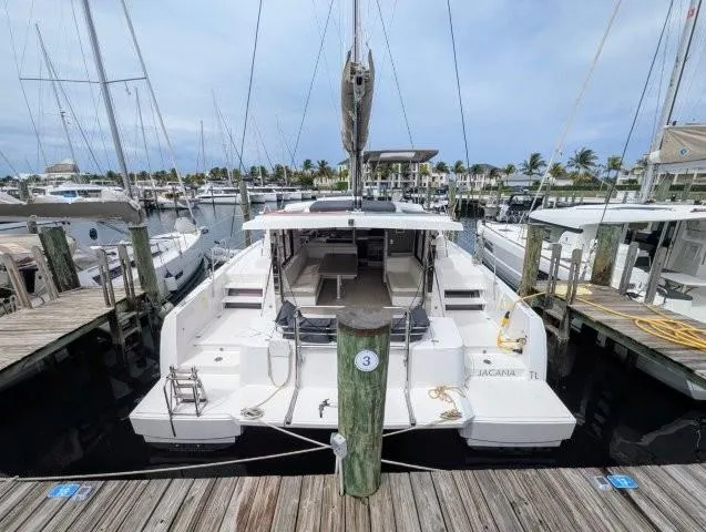 Jacana Yacht Photos Pics Bali 4.1