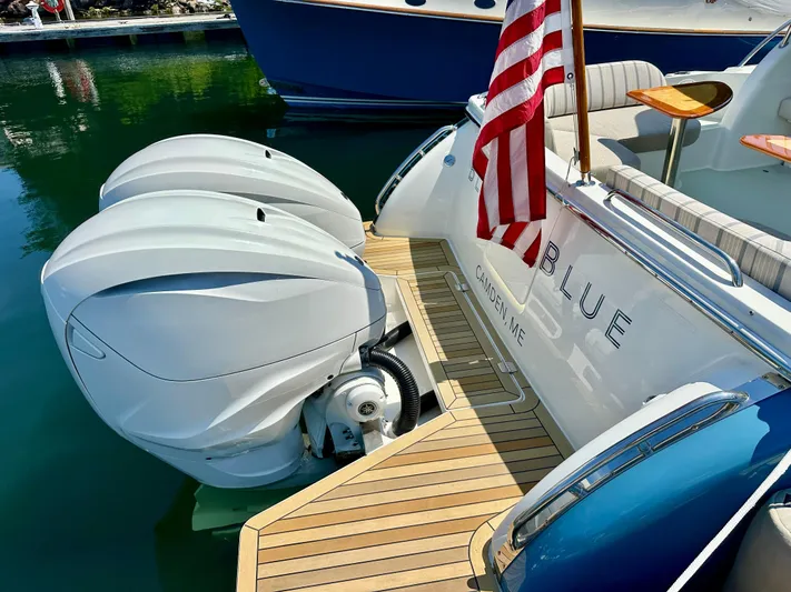 Blue To Blue Yacht Photos Pics Transom