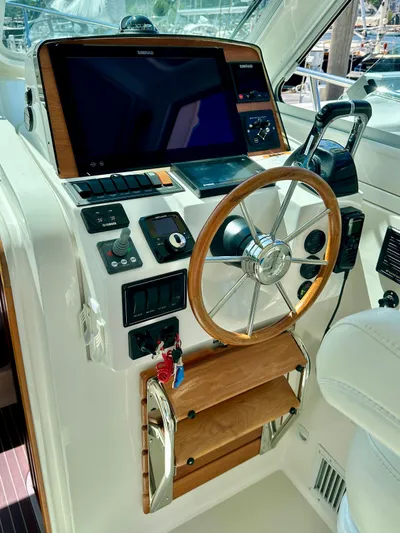 Blue To Blue Yacht Photos Pics Helm