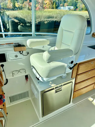 Blue To Blue Yacht Photos Pics Helm Seat