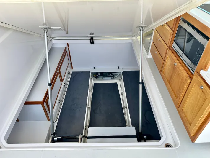 Blue To Blue Yacht Photos Pics Utility Room