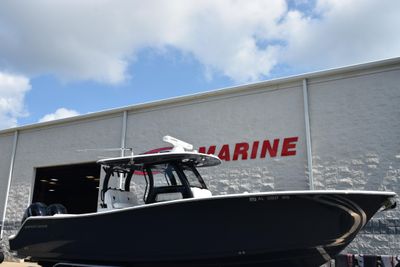 Sportsman Open 322 Center Console