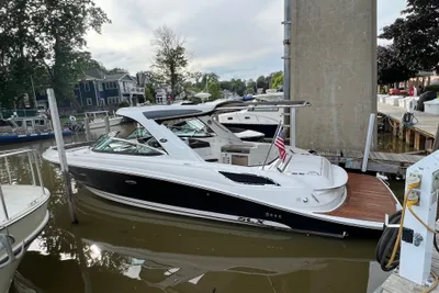 Sea Ray 350 SLX
