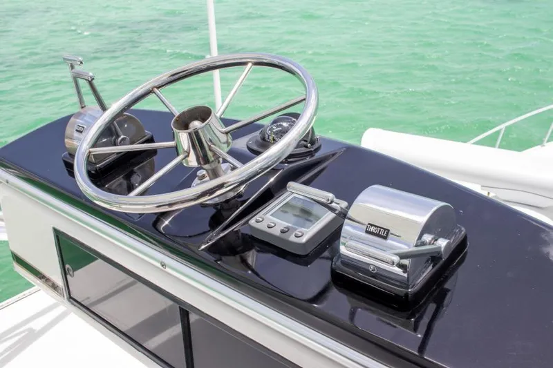 Chipi Chipi Yacht Photos Pics 