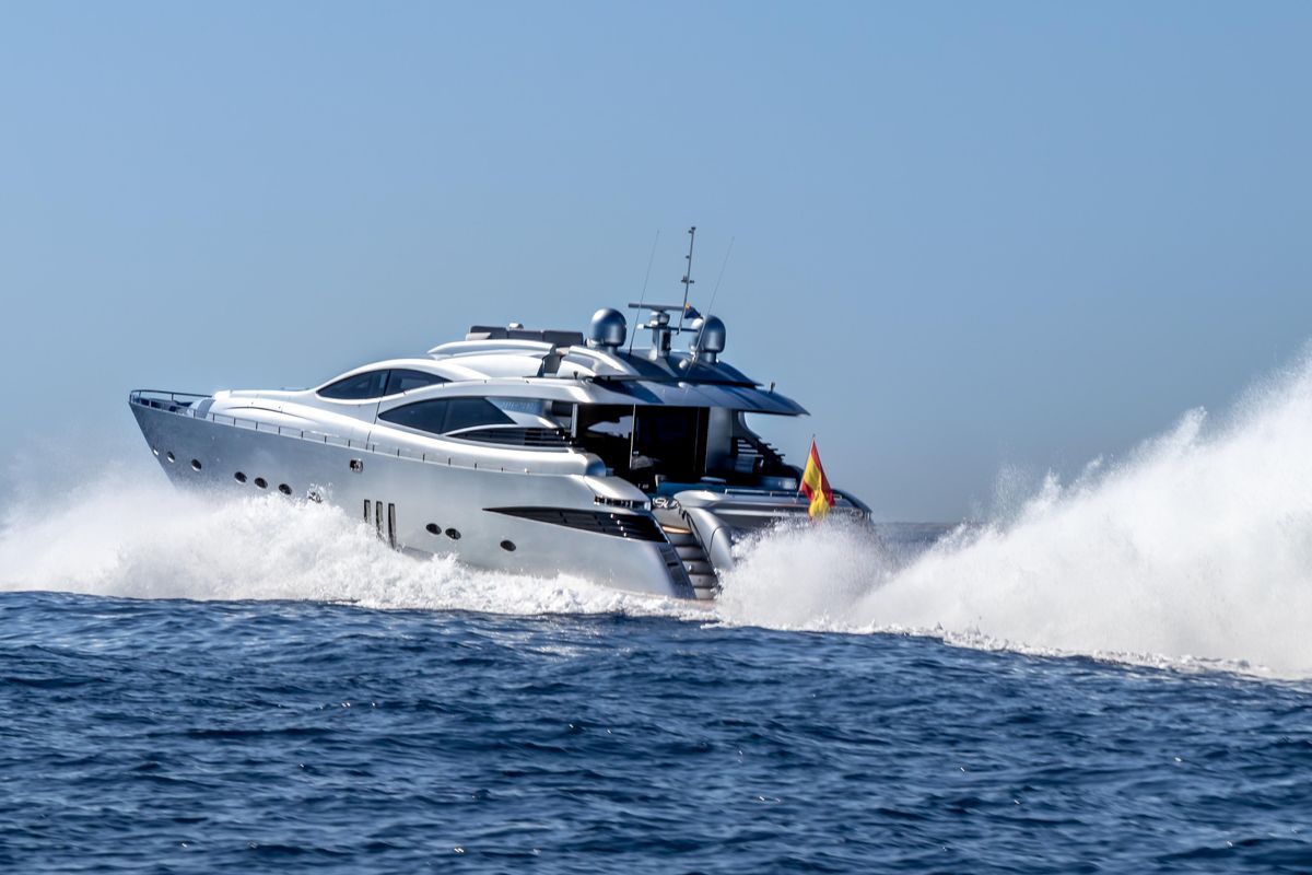 2006 Pershing 89 