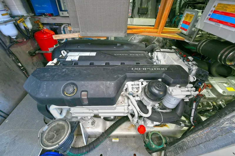  Yacht Photos Pics 2022 Absolute Navetta 58 - Image 79