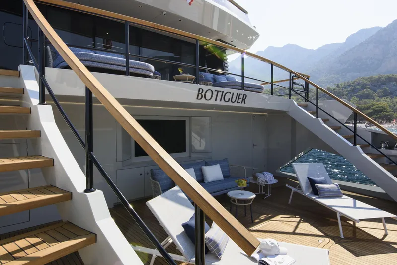 Lazzara Lpc 300 Yacht Photos Pics Luxurious 2027 Lazzara LPC 300 yacht deck with elegant seating and scenic ocean view.