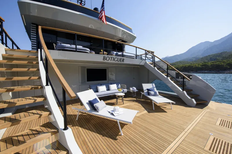 Lazzara Lpc 300 Yacht Photos Pics Luxurious 2027 Lazzara LPC 300 yacht deck with sun loungers and scenic ocean view.