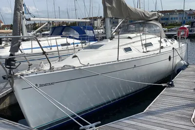 1994 Beneteau First 310