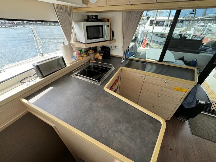 Bluevana Yacht Photos Pics 