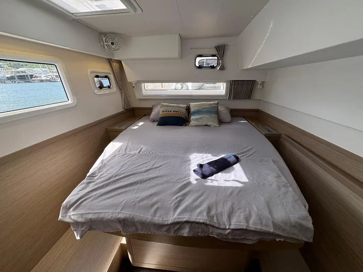 Bluevana Yacht Photos Pics 