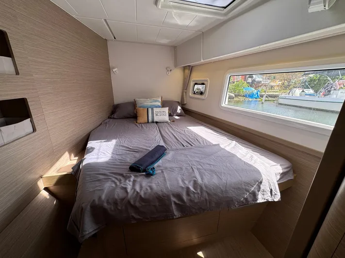 Bluevana Yacht Photos Pics 