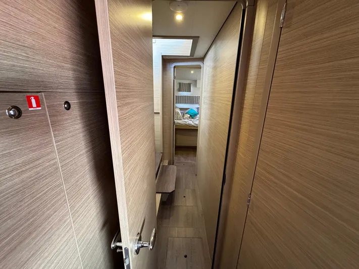 Bluevana Yacht Photos Pics 