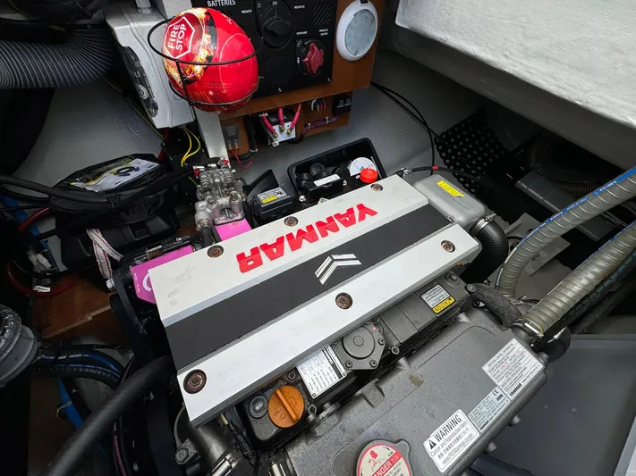 Bluevana Yacht Photos Pics 