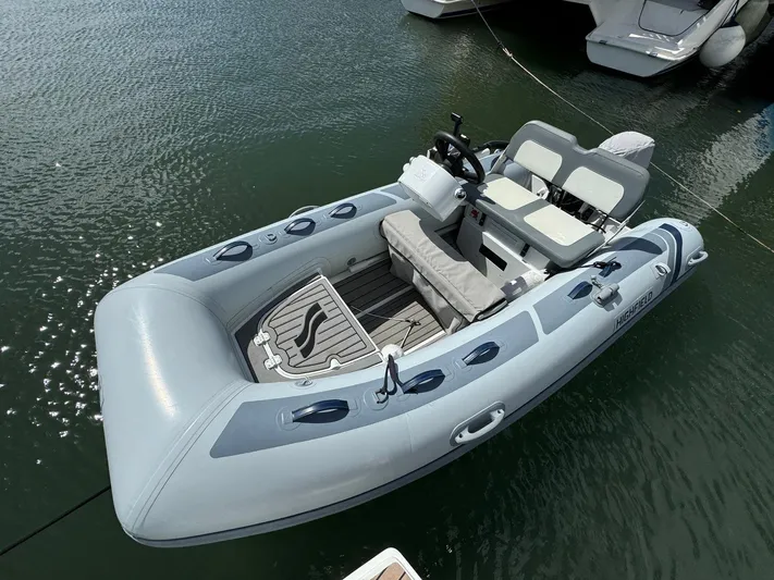 Bluevana Yacht Photos Pics 