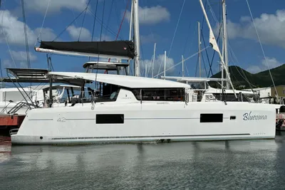 Lagoon 42