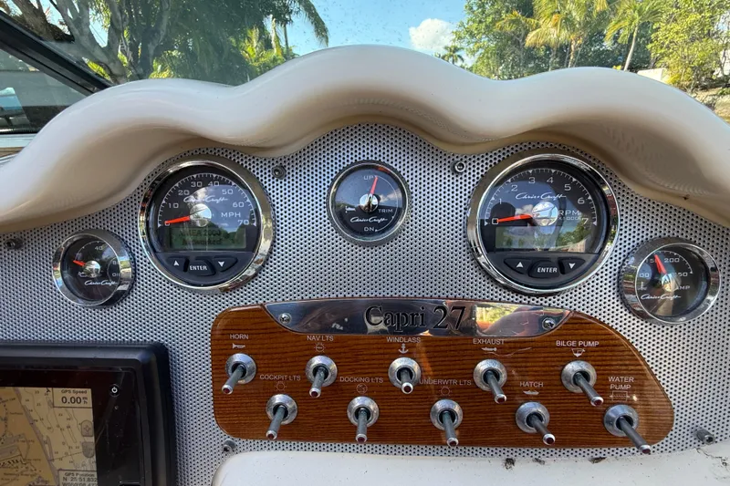  Yacht Photos Pics Dashboard of 2018 Chris-Craft Capri 27 boat with gauges and controls.