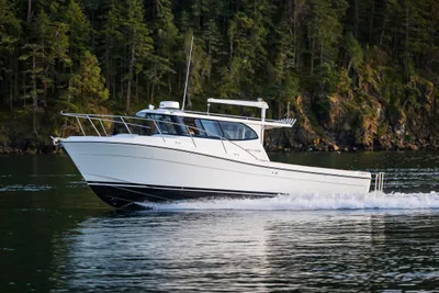 Ocean Sport 33 CUMMINS SHAFT DRIVE