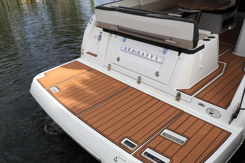 Sea-savvy Yacht Photos Pics Swim Platform