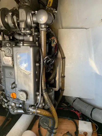 Tikiaora Yacht Photos Pics 