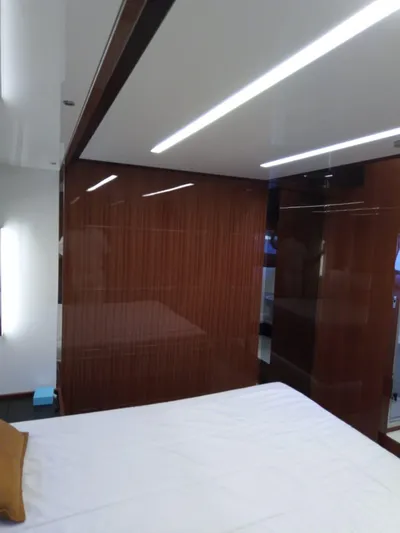 Fuentes Pyasa Yacht Photos Pics 