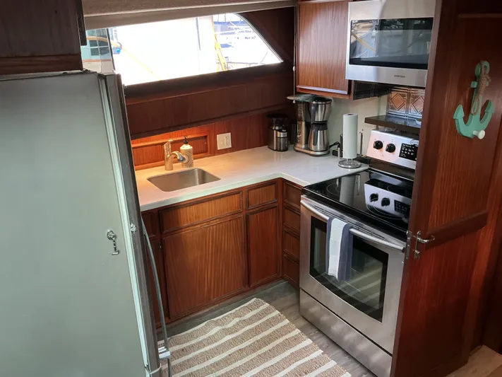 3 Little Birds Yacht Photos Pics 