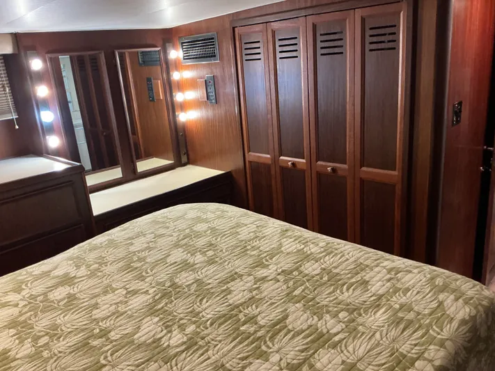 3 Little Birds Yacht Photos Pics 