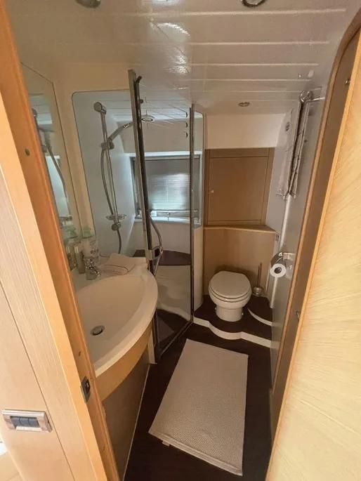 2009 Princess 59 