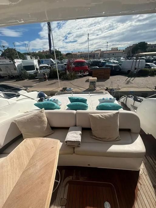 2009 Princess 59 