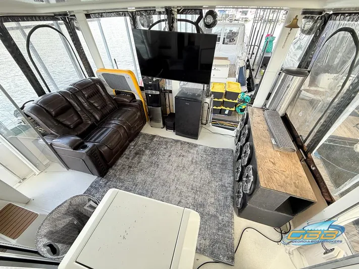 8's, 9's, And Dimes Yacht Photos Pics 