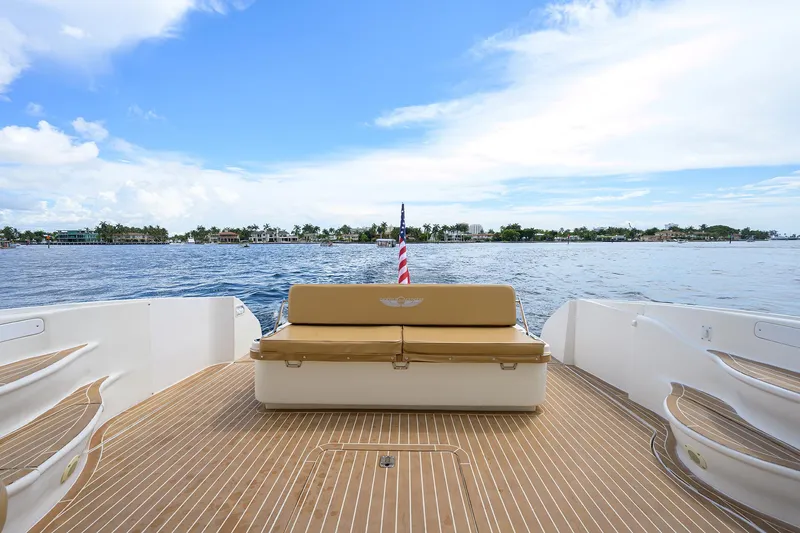 Tigress Yacht Photos Pics Sea Ray 54 Tigress - Seating