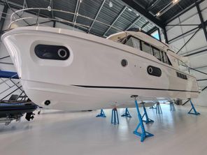 2023 Beneteau Swift Trawler 41 Fly