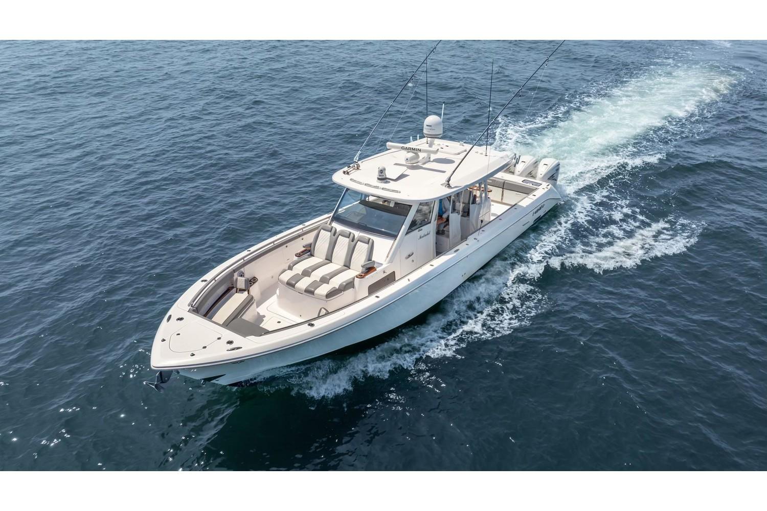 Everglades 455 Center Console