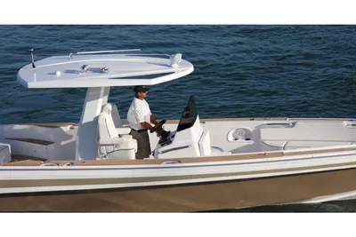Novurania Chase 38
