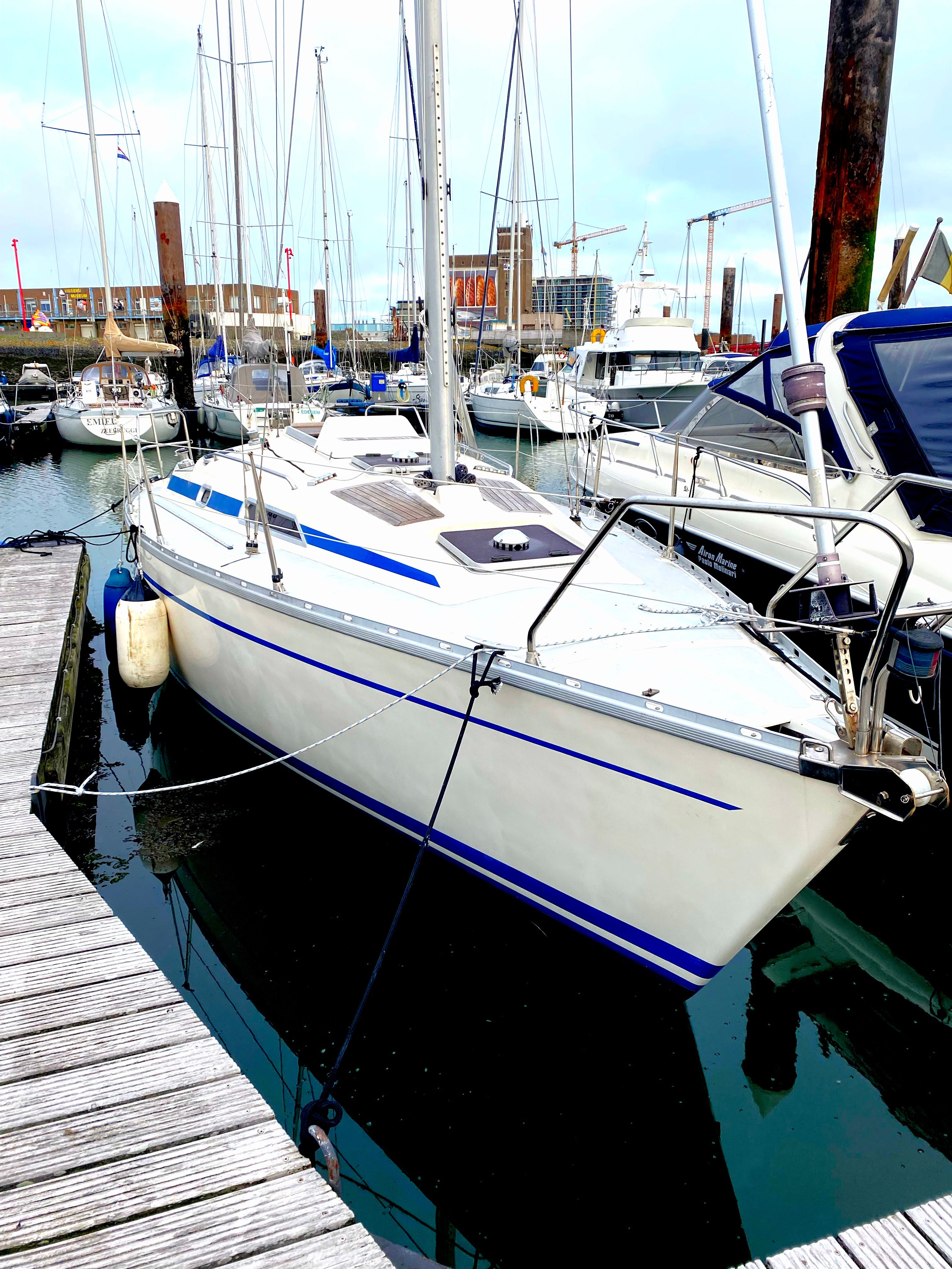 1987 Bavaria Bavaria 30