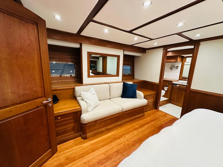 Blue Yacht Photos Pics 