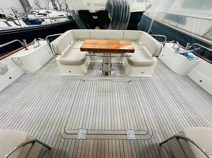 Blue Yacht Photos Pics 