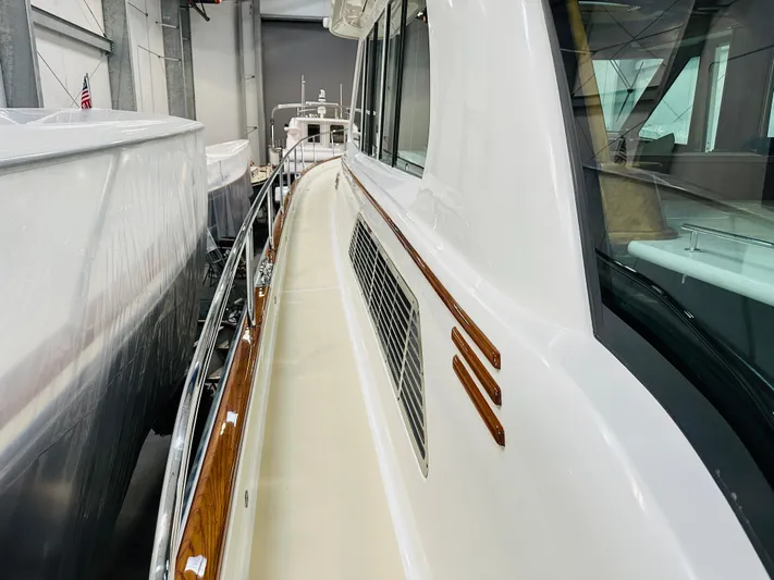 Blue Yacht Photos Pics 