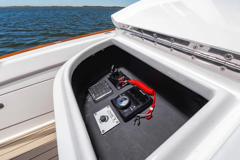 All In 2 Yacht Photos Pics 