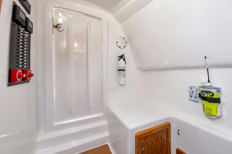 All In 2 Yacht Photos Pics 