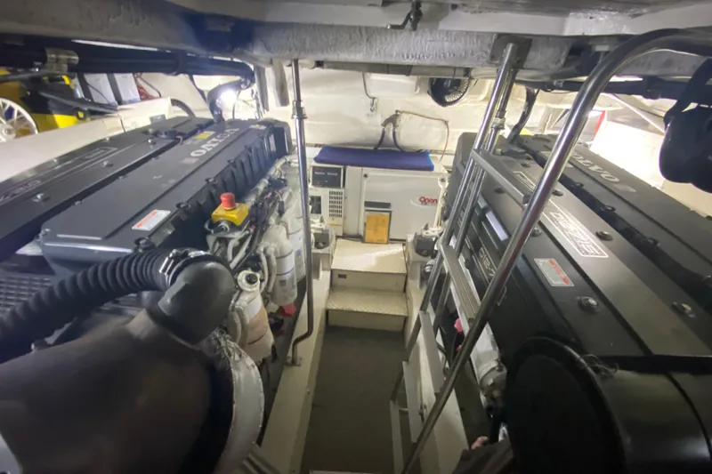  Yacht Photos Pics Engine room of 2006 Cruisers Yachts 520 Express with Volvo engines and equipment.