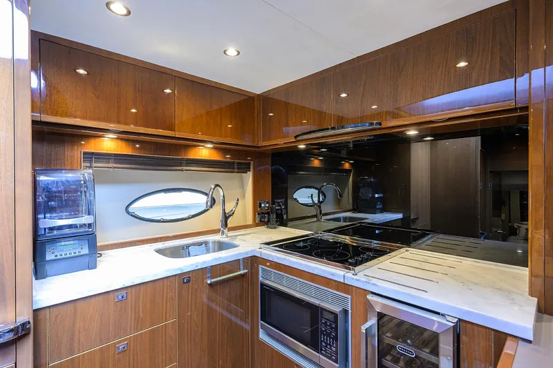 Alpha Dog Yacht Photos Pics Princess V62-S Alpha Dog - Galley