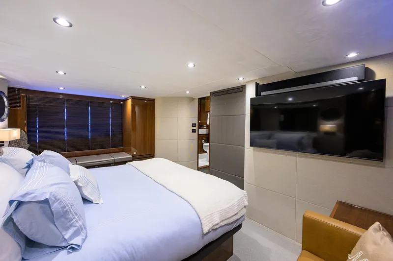 Alpha Dog Yacht Photos Pics Princess V62-S Alpha Dog - Master Stateroom