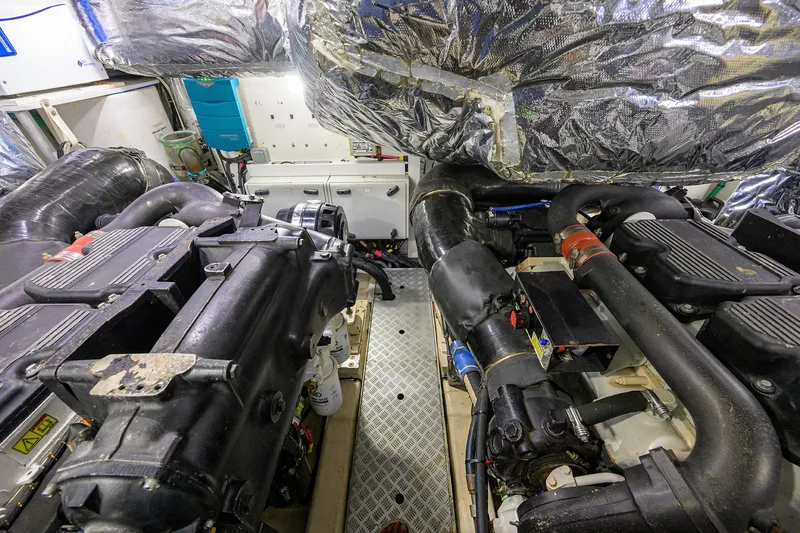 Alpha Dog Yacht Photos Pics Princess V62-S Alpha Dog - Engine Room