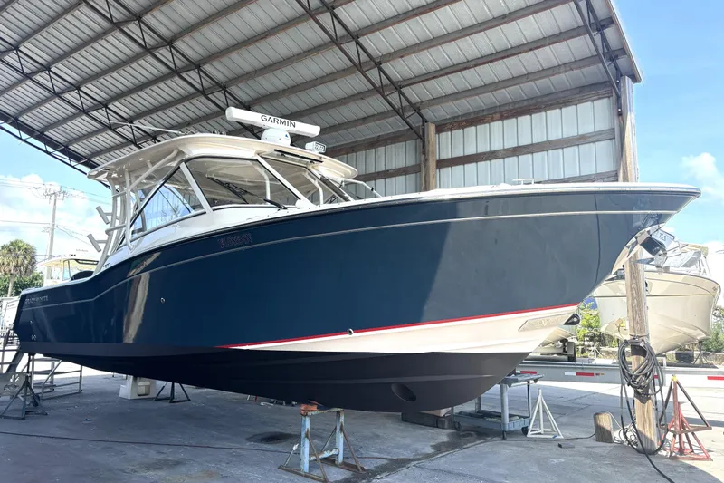 325-719 Brokerage Yacht Photos Pics 