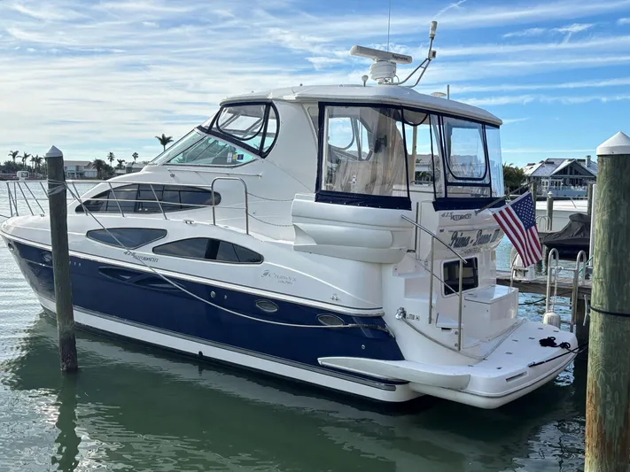 Prima-donna III Yacht Photos Pics 