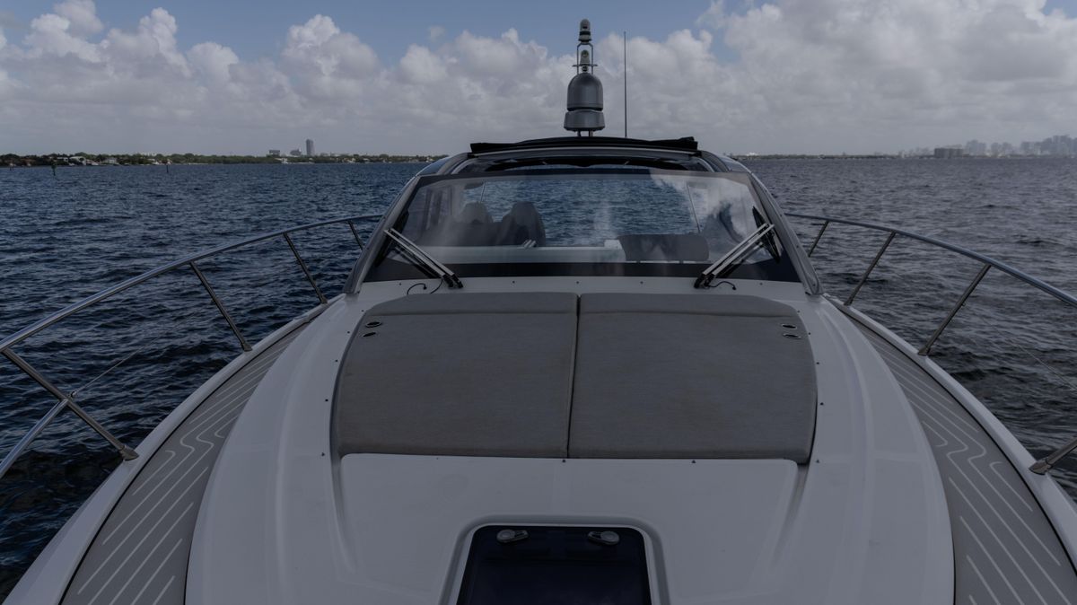 2023 Azimut 47 
