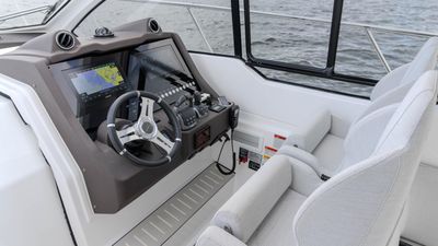 Yacht