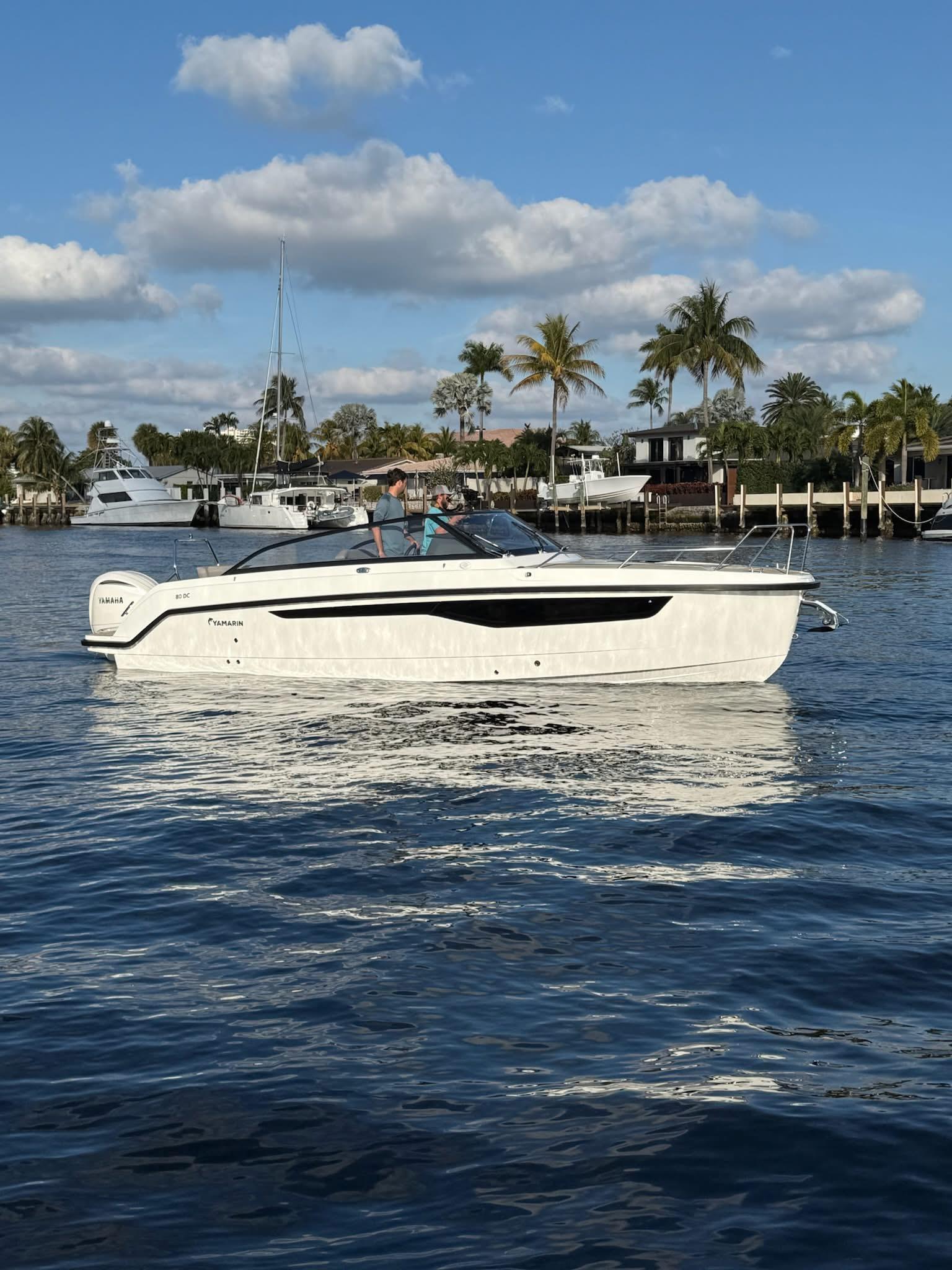 Yamarin 80DC - 27 FOOT