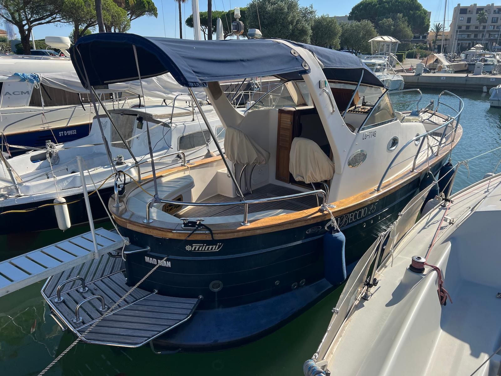 2011 Mimi Libeccio 25